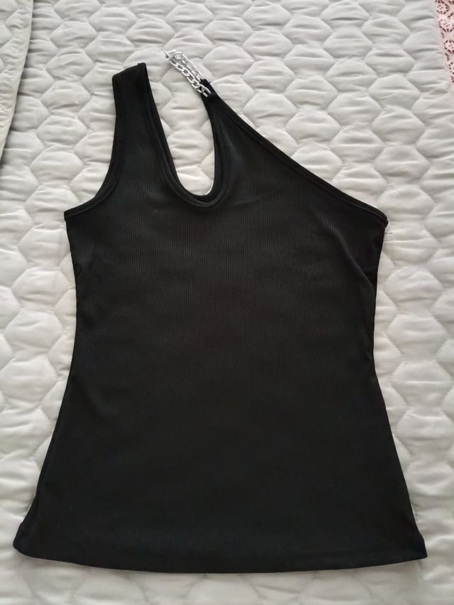 Top asimétrico negro - Tirantes finos