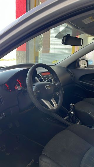 KIA CEED  2011 DIESEL 