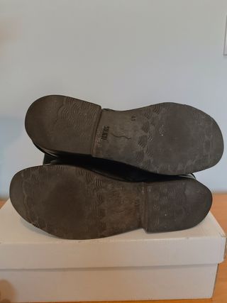 Botines negros mujer hecho a mano en piel.