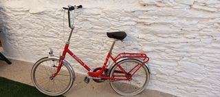 Bicicleta BH antigua roja