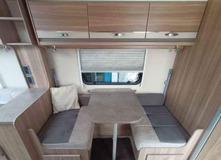 Caravana Swift Sterling: ¡Acampada lista!