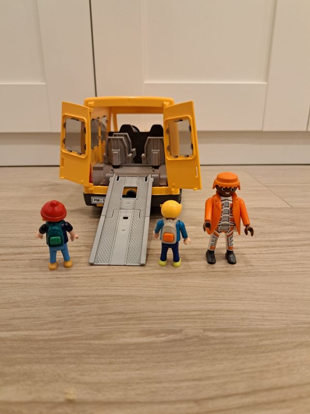 Autobús Playmobil escolar