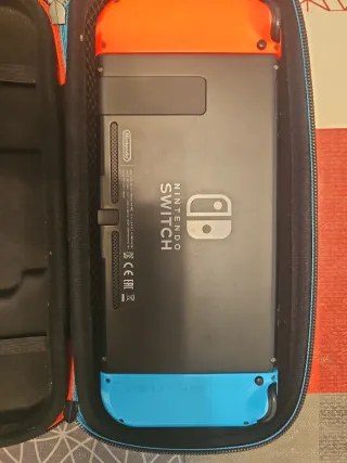 Nintendo Switch Azul-Rojo