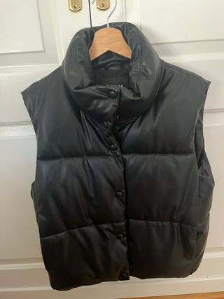 Chaleco acolchado Zara negro