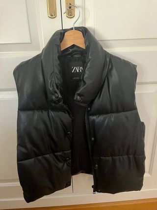 Chaleco acolchado Zara negro