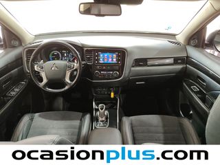 Mitsubishi Outlander 2.0 PHEV Kaiteki 4WD Auto 149 kW (203 CV)