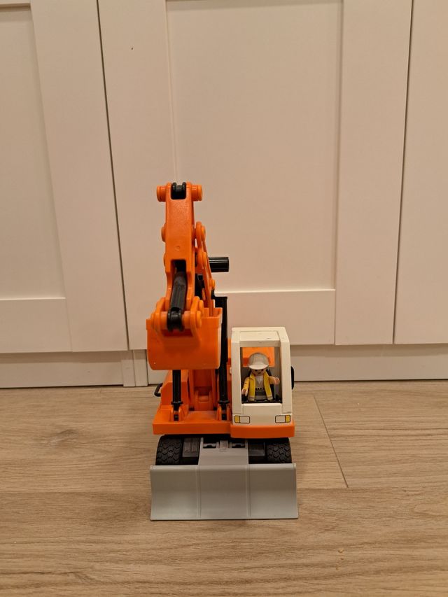 Playmobil: Excavadora articulada y figura