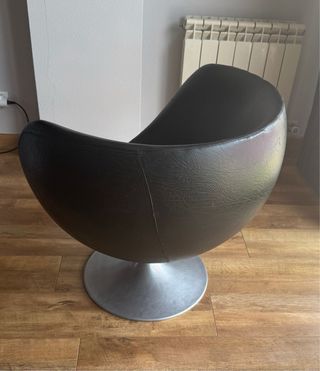 Sillón giratorio vintage negro