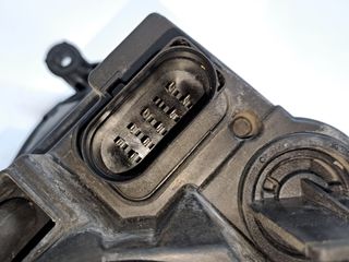 FARO IZQUIERDO VOLKSWAGEN GOLF V BERLINA (1K1)