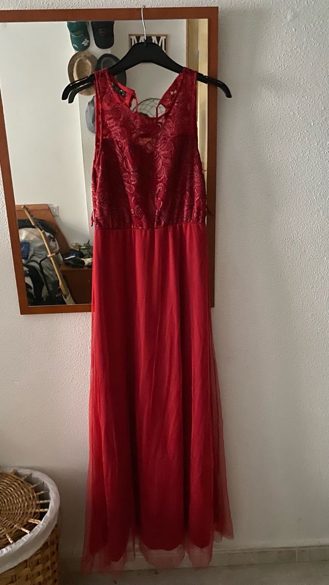 Abito da evento rosso da donna