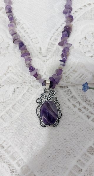 Collar y dije amatista