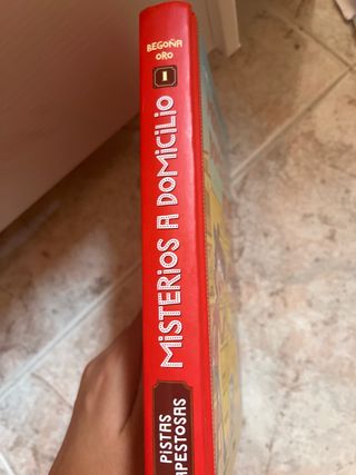 Misterios a domicilio 1 - Pistas apestosas