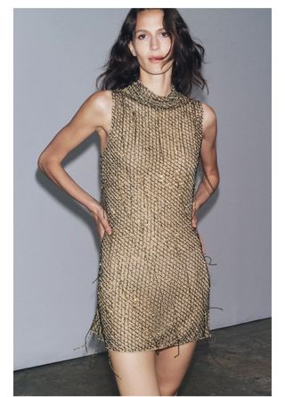 Vestido Zara mini dorado