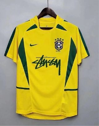 Camiseta Stussy x Brasil Amarilla