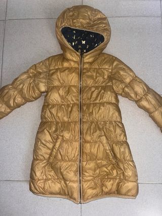Chaqueta niña | Pluma dorada
Talla 9-10 