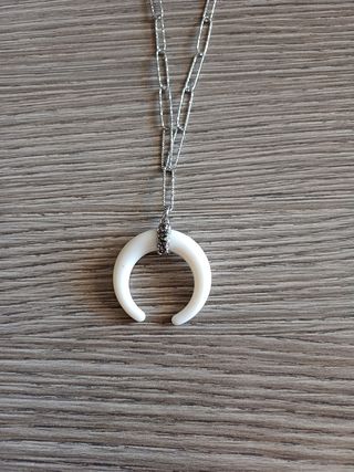 Collana acciaio corno bianco