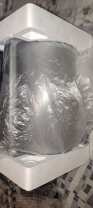 Altavoz Bluetooth Avenzo Bazooka LED