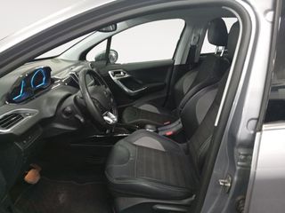 Peugeot 2008 1.2 PureTech 110 Allure