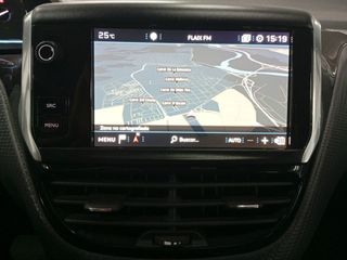 Peugeot 2008 1.2 PureTech 110 Allure
