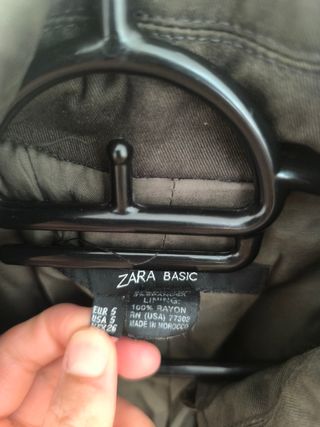 Gabardina Zara verde oliva