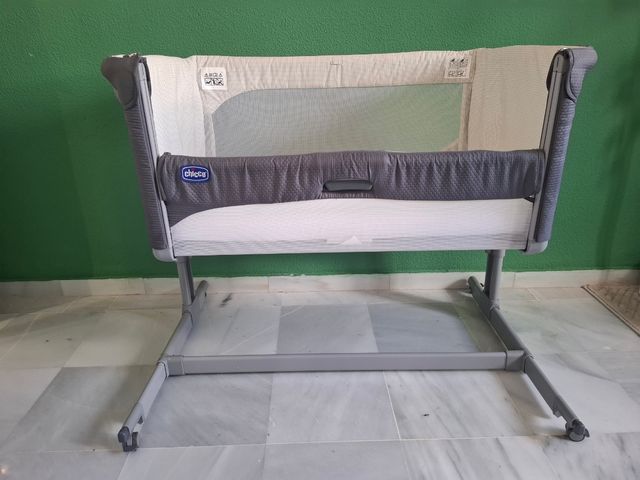 Minicuna Chicco Next2Me Magic Evo