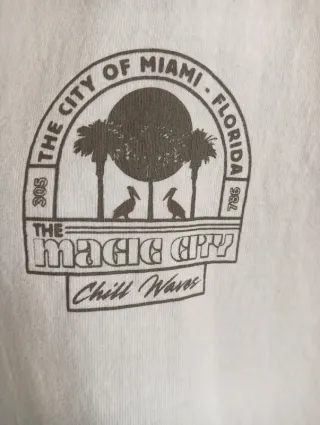 T-shirt Miami Beach vintage, Taglia M. Pull & Bear