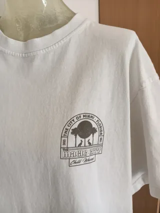 T-shirt Miami Beach vintage, Taglia M. Pull & Bear