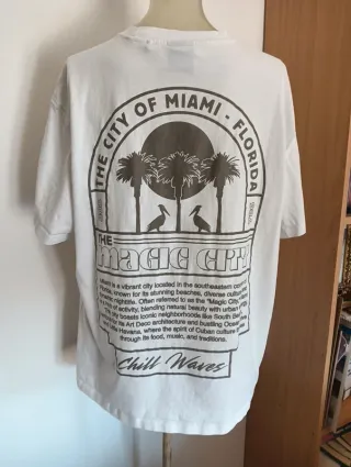 T-shirt Miami Beach vintage, Taglia M. Pull & Bear