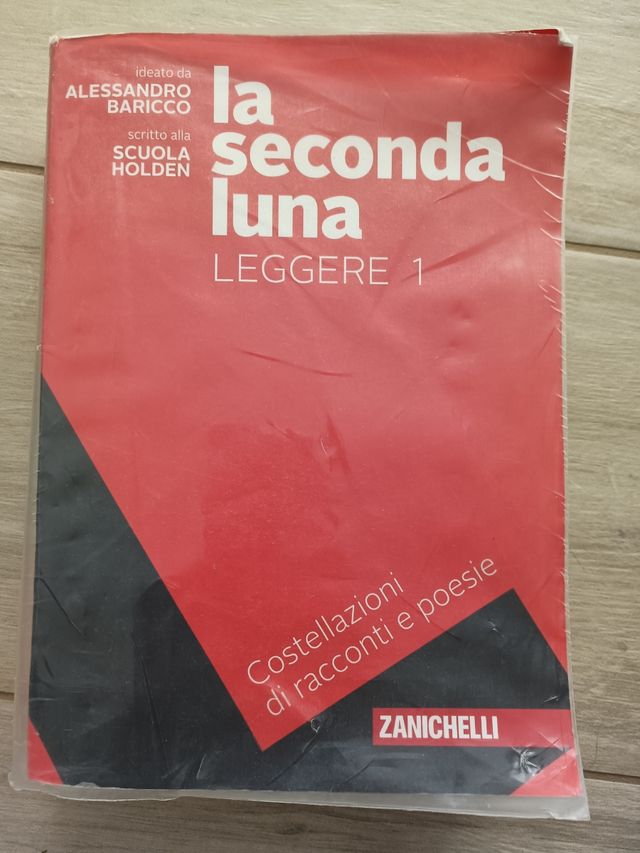 La seconda Luna, n. 3 libri di testo