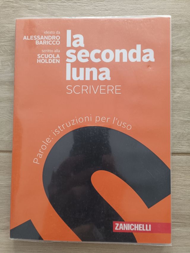 La seconda Luna, n. 3 libri di testo