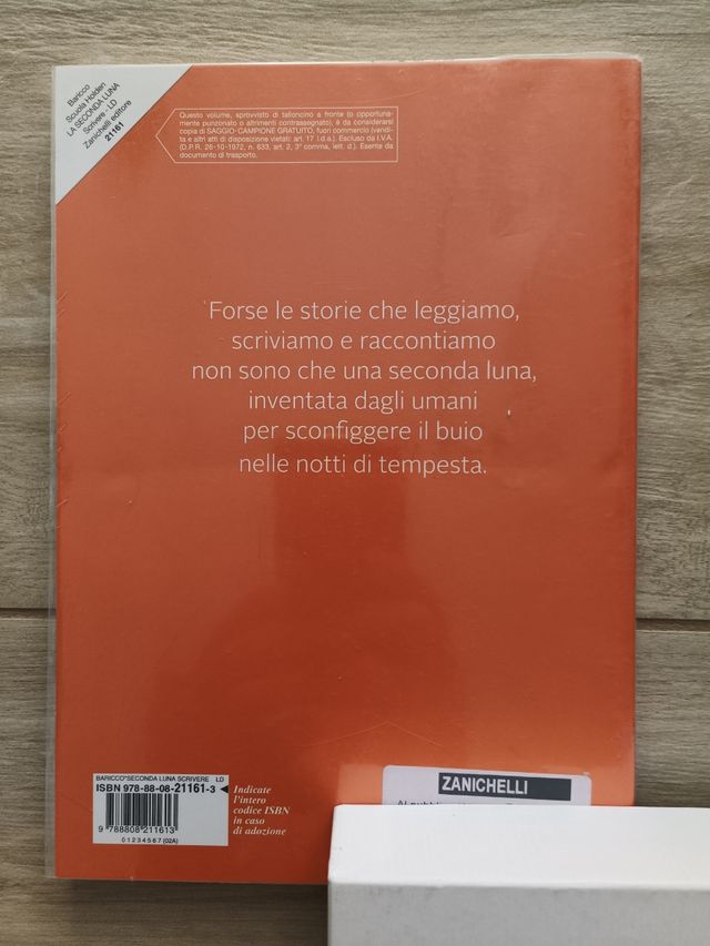 La seconda Luna, n. 3 libri di testo