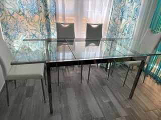 Mesa extensible cristal y metal cromada COMO NUEVA