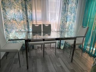 Mesa extensible cristal y metal cromada COMO NUEVA