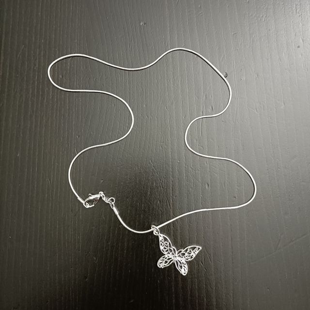 Colgante mariposa plata