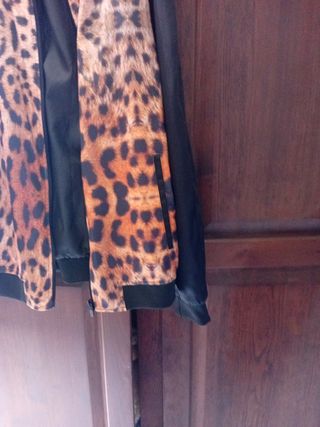 Chaqueta Zara Leopardo