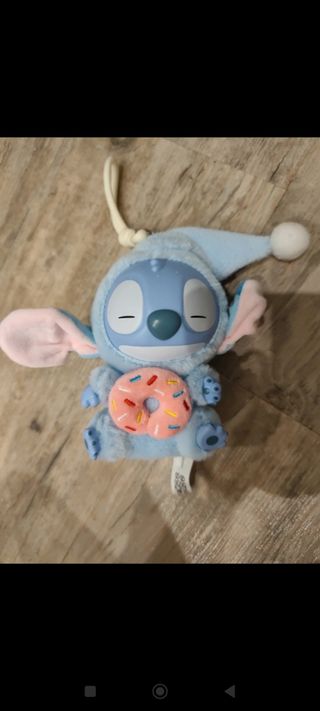 Stitch Bubu Donut - Llavero
Con caja original
