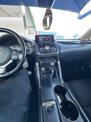 Lexus NX 2020