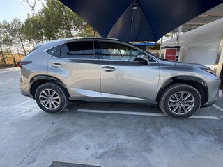 Lexus NX 2020