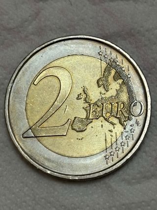 Moneda de 2€ España 2021 con errores en (Ñ y 0)
