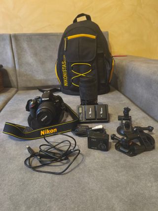 Nikon D3200 + Accesorios