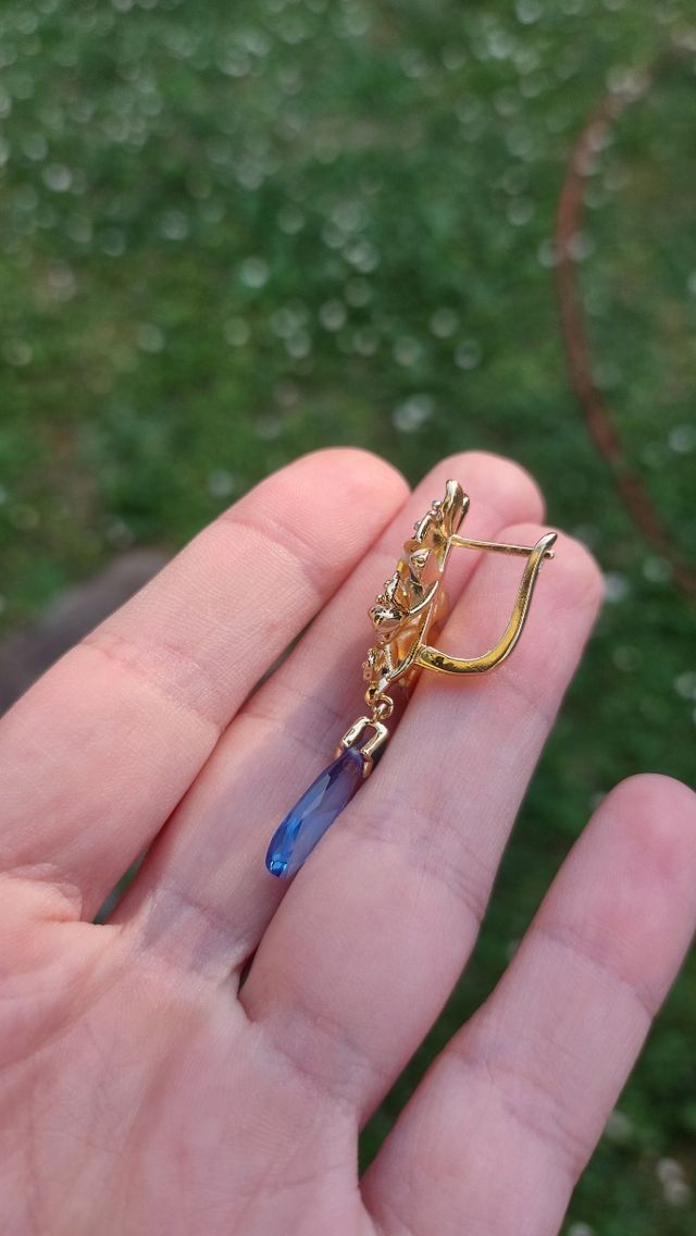 Orecchini fiori blu - stile romantico introvabili