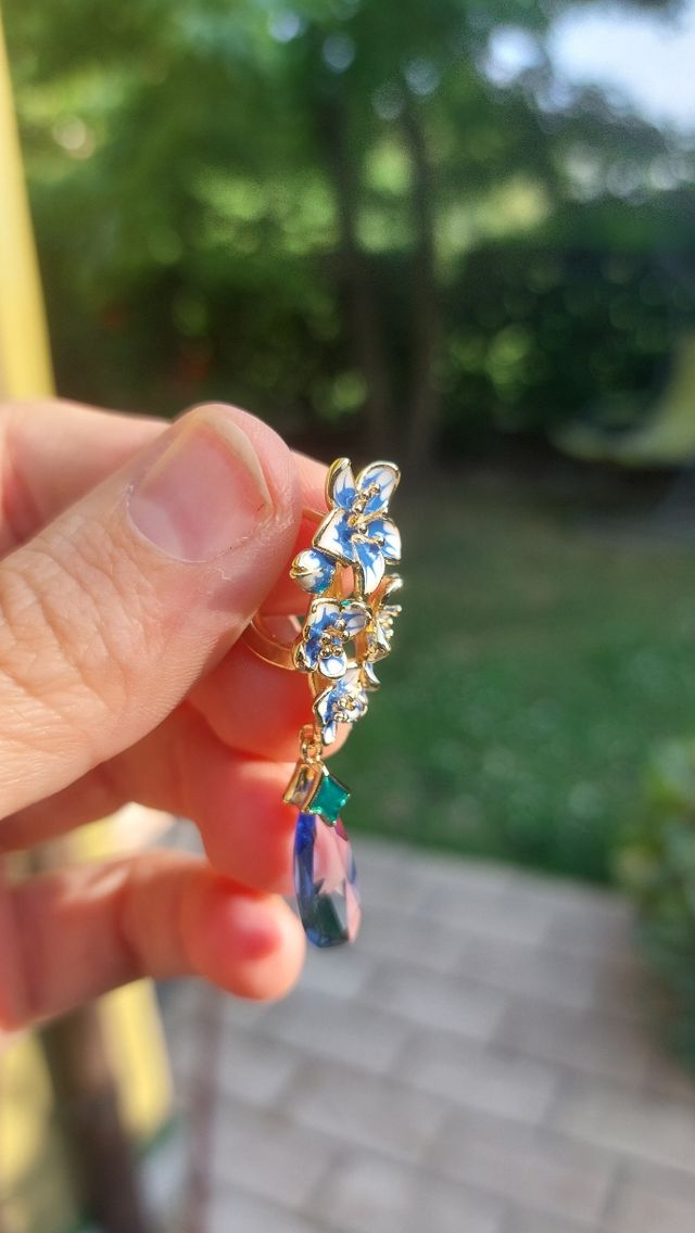 Orecchini fiori blu - stile romantico introvabili