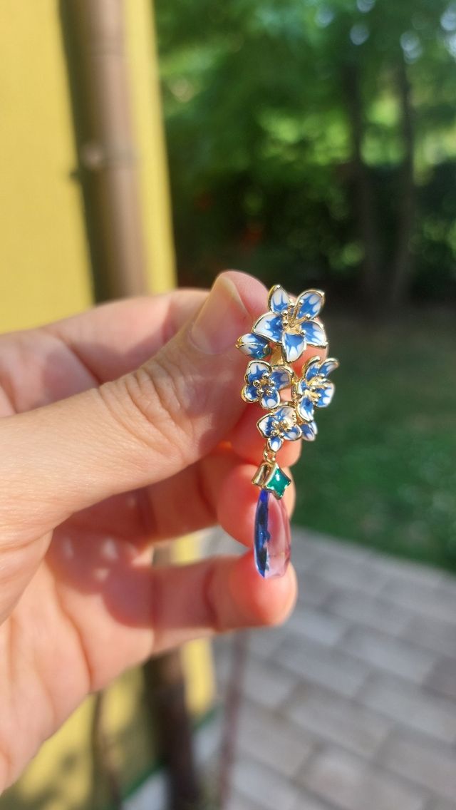 Orecchini fiori blu - stile romantico introvabili