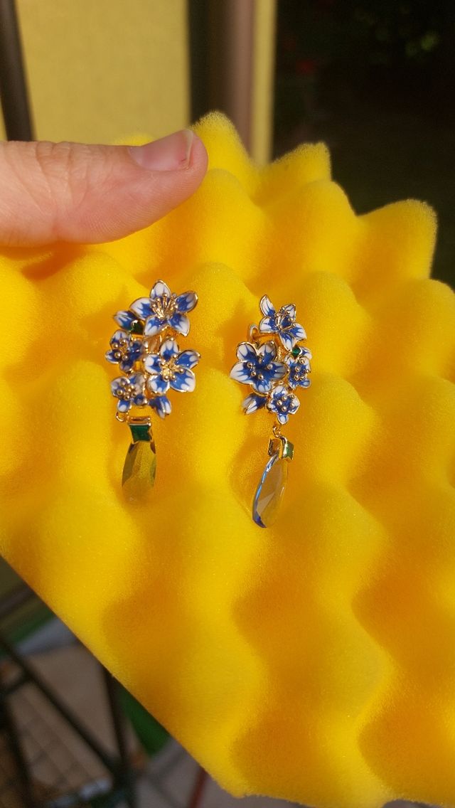 Orecchini fiori blu - stile romantico introvabili