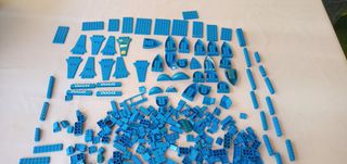 Lotti di pezzi LEGO blu in vendita