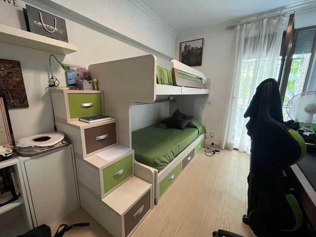 Literas y mesa de diseño