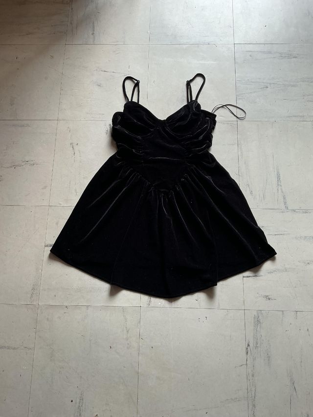 Vestido negro fiesta sin estrenar