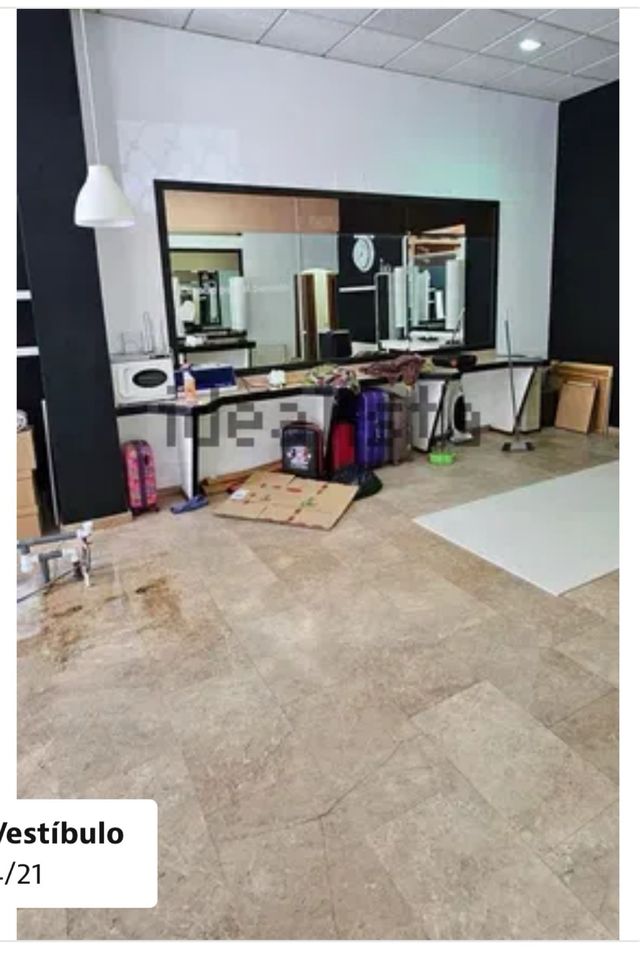 Local comercial - 2 baños