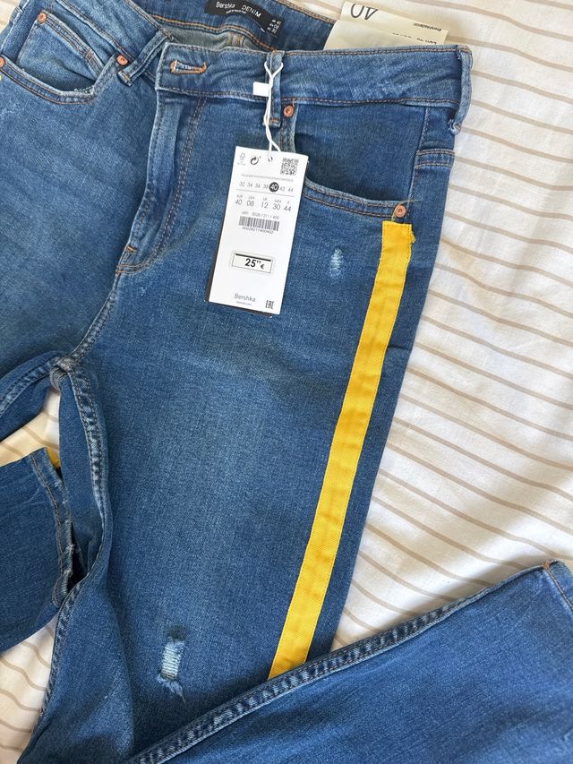 pantalón vaquero Bershka