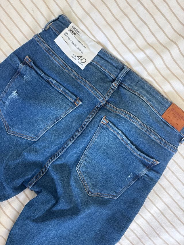 pantalón vaquero Bershka